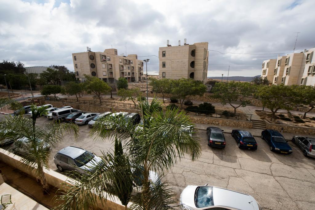 Ramon Suites By Smart Hotels Mitzpe Ramon Exterior foto