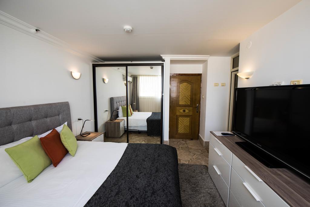 Ramon Suites By Smart Hotels Mitzpe Ramon Exterior foto