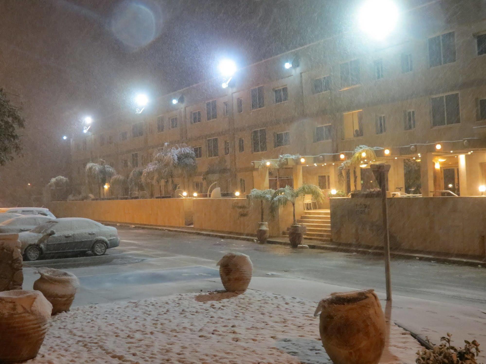 Ramon Suites By Smart Hotels Mitzpe Ramon Exterior foto